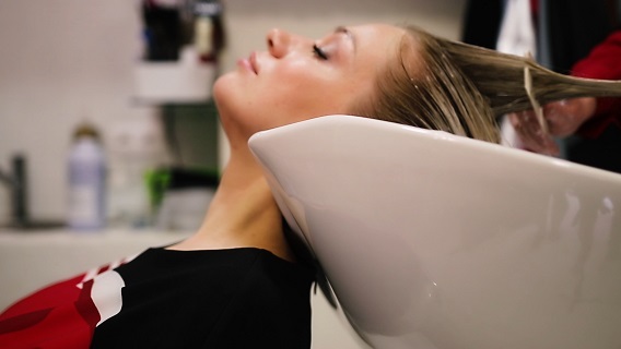 Парикмахерские услуги